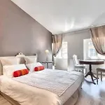 Cour Des Dames Bed & Breakfast