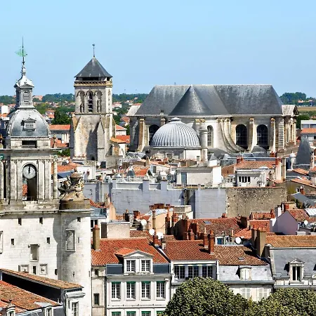 Cour Des Dames La Rochelle (Charente-Maritime)