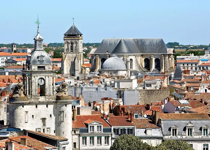 Cour Des Dames La Rochelle (Charente-Maritime)